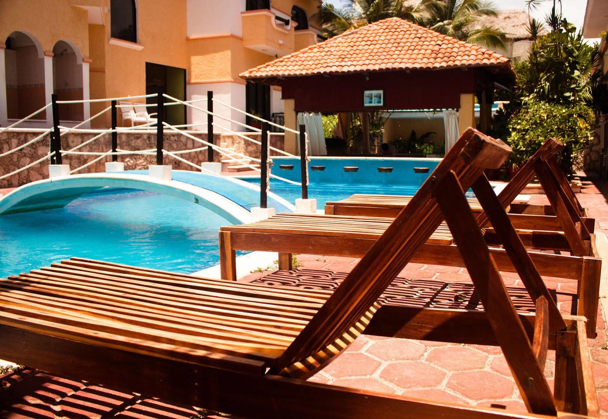 Vista Caribe Diving Resort プレヤデルカーメン エクステリア 写真