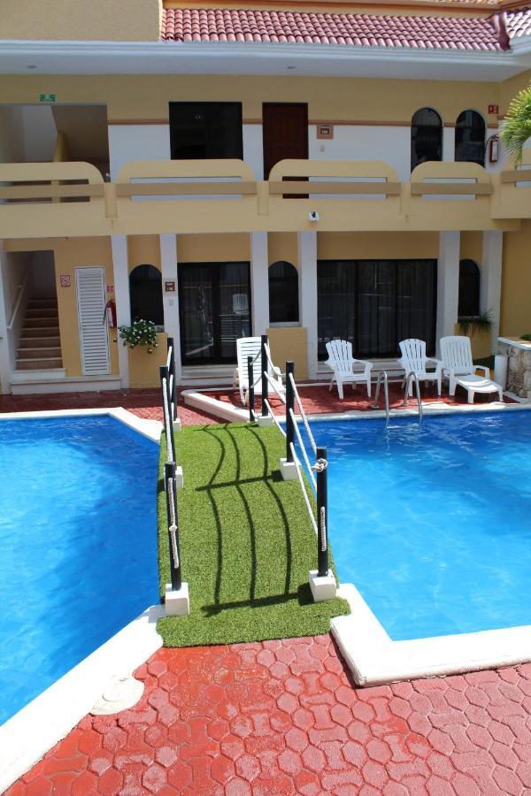 Vista Caribe Diving Resort プレヤデルカーメン エクステリア 写真
